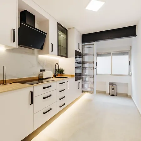 Apartment Ayq 1 *